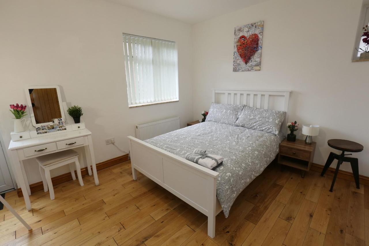 Luxurious Apartment "N22" London Kültér fotó